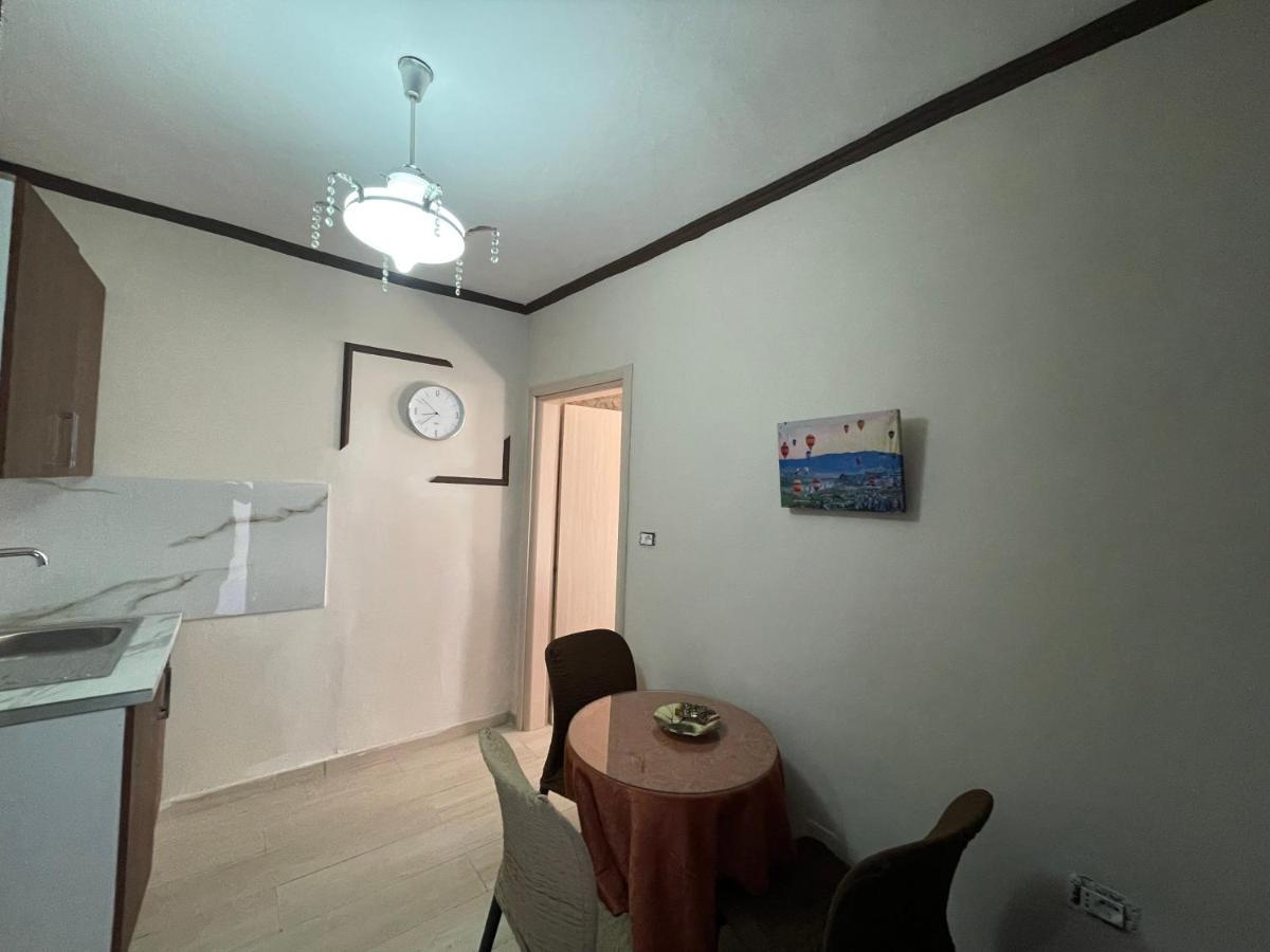 Cozy Old Train Station Appartement