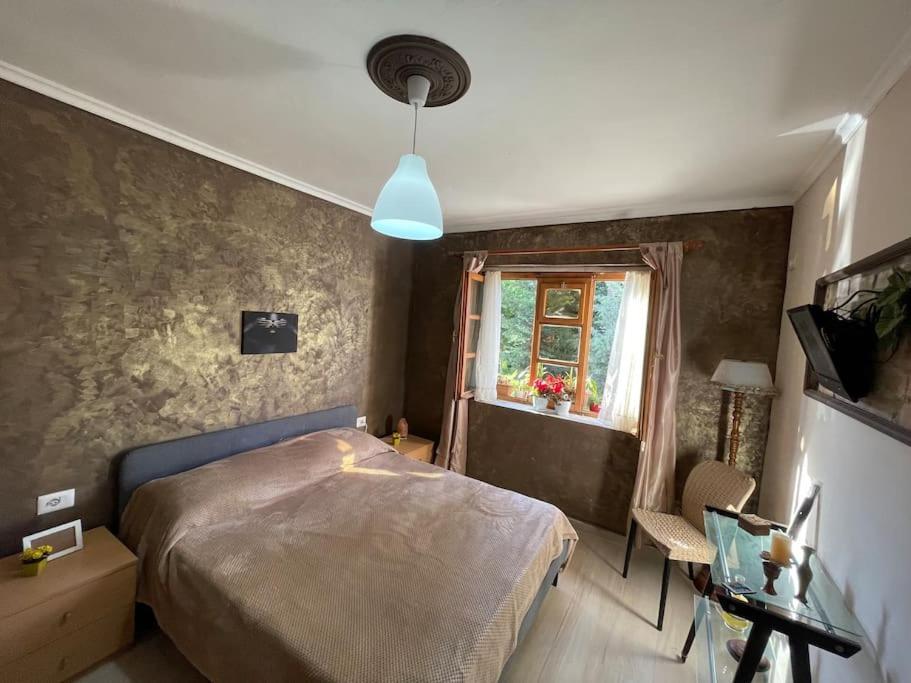 Cozy Old Train Station Appartement